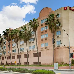 Hotel Ramada By Wyndham Hawthorne/lax, Hawthorne